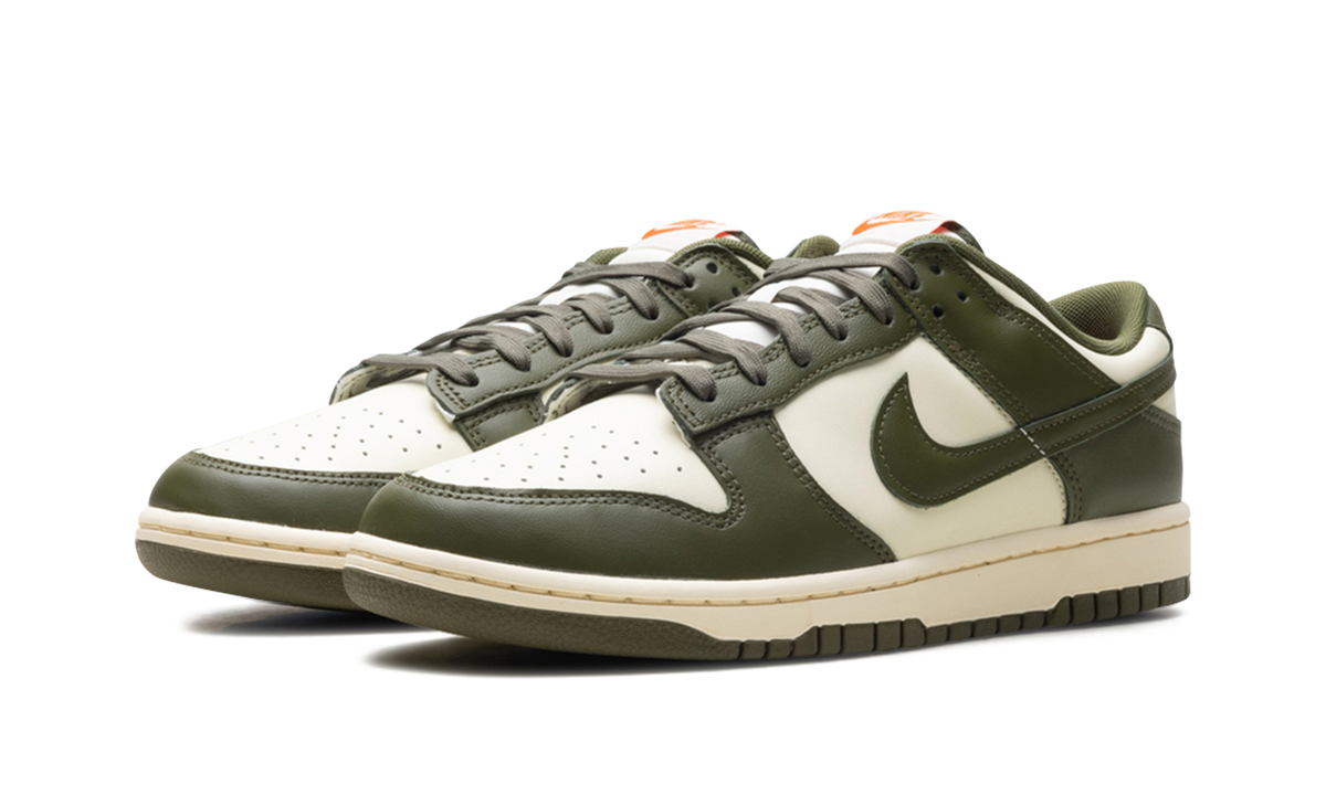 Dunk Low "Rough Green" IH0245 113