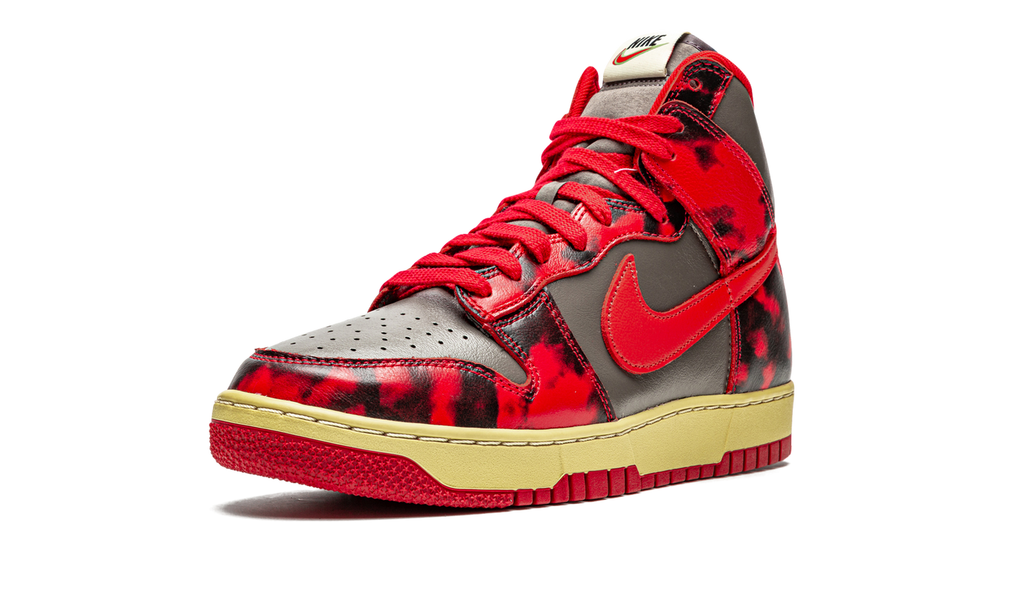Dunk High 1985 SP "Acid Wash - Red" DD9404 600
