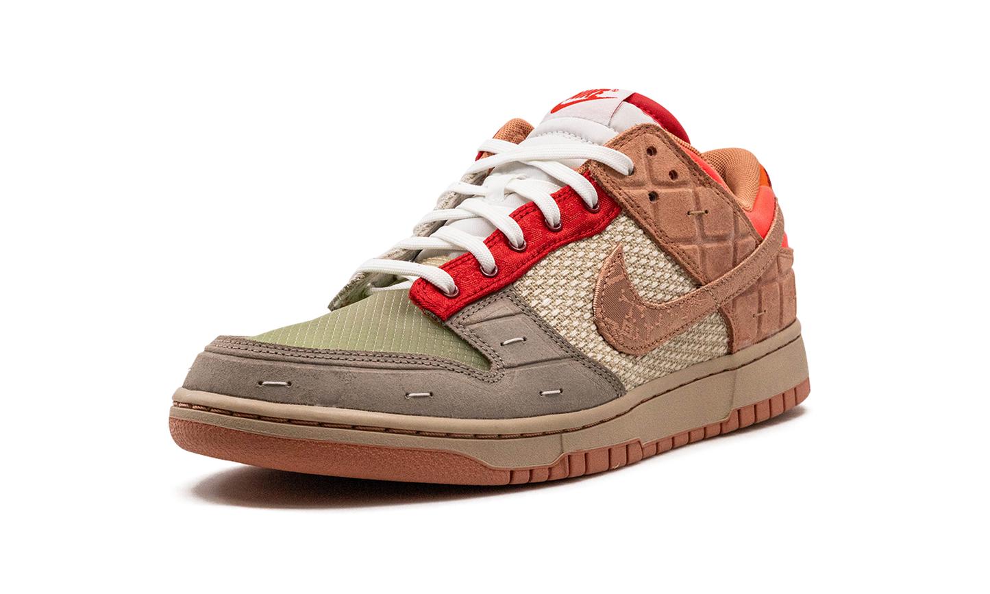 Dunk Low "CLOT - What The" FN0316 999