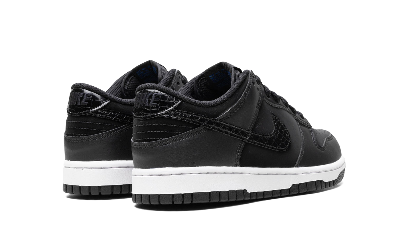 Dunk Low SE GS "Black Croc" FV7472 001