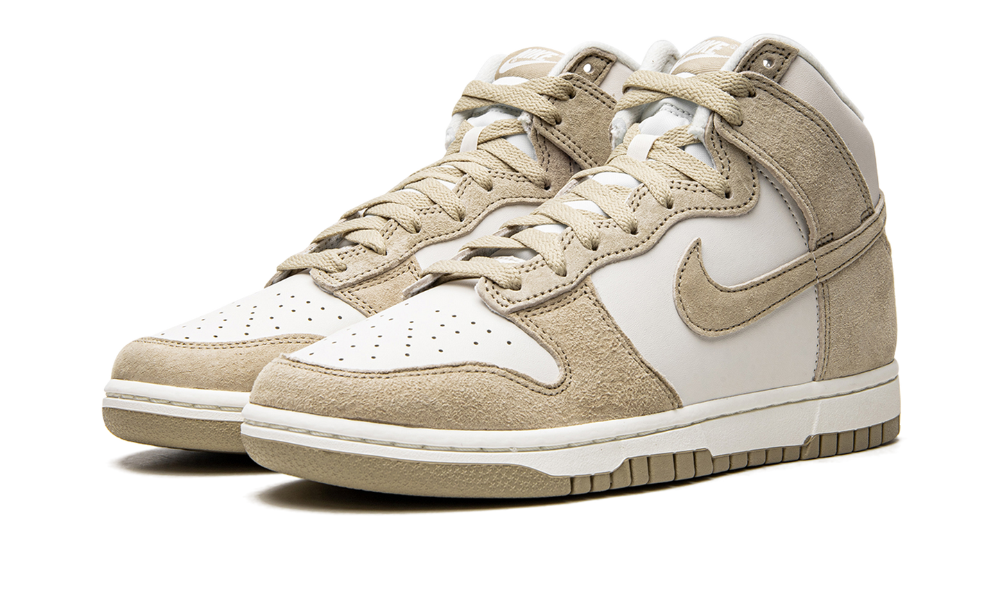 Dunk Hi Retro PRM "Tan Suede" DQ7679 001