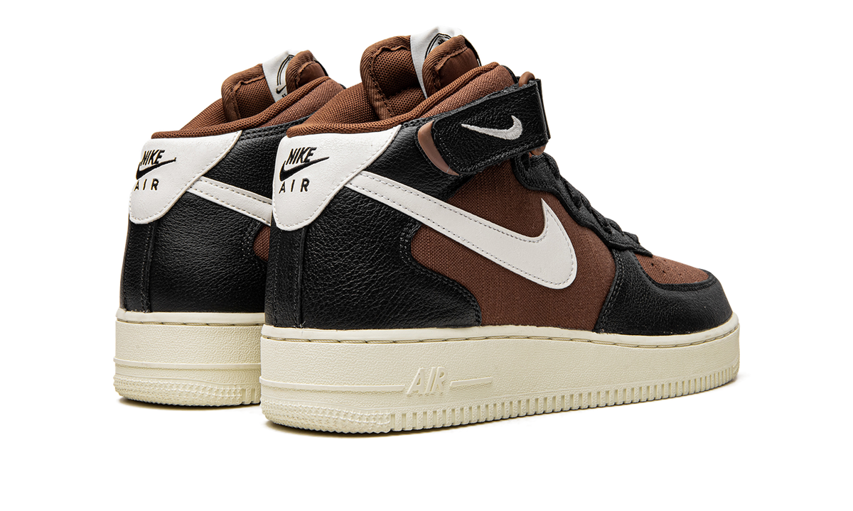 Air Force 1 Mid ' 07 LUX "Certified Fresh" DQ8766 001
