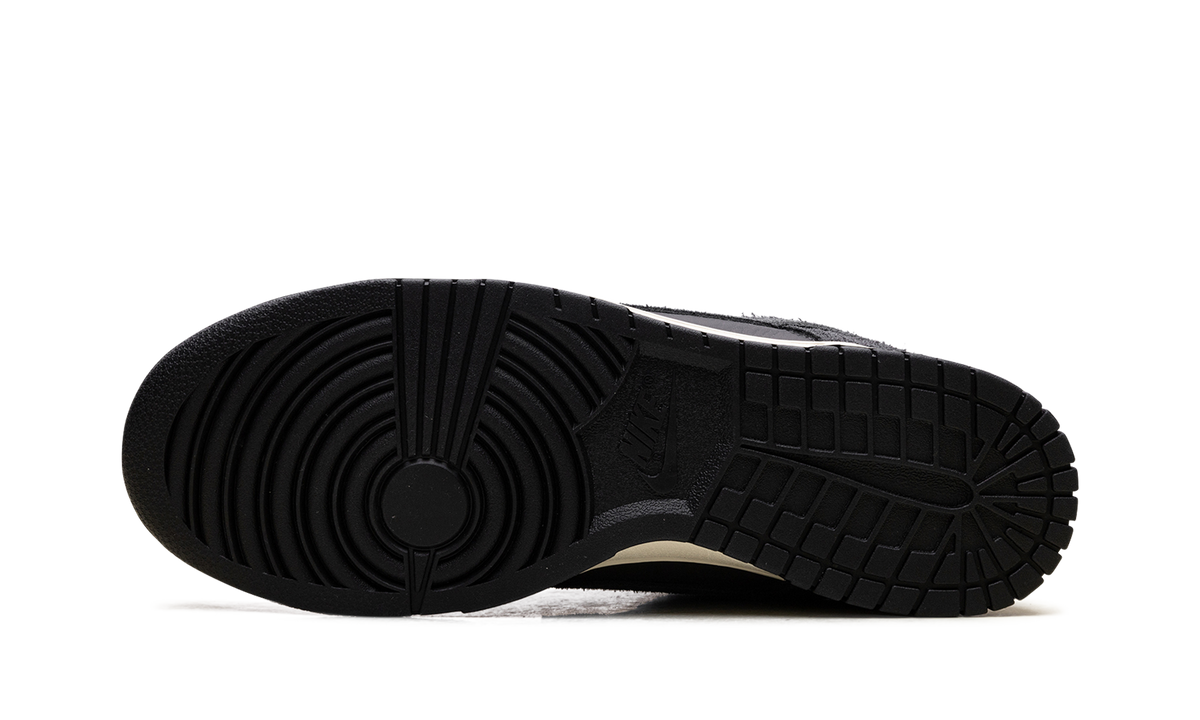 Dunk Low Premium "Black Off Noir" HF3145 001